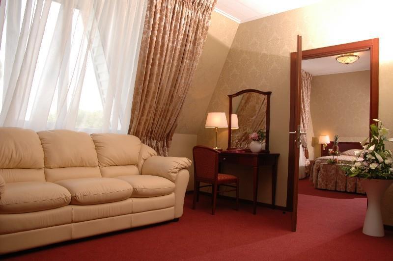 Aurora Premier Hotel Kharkov Bilik gambar