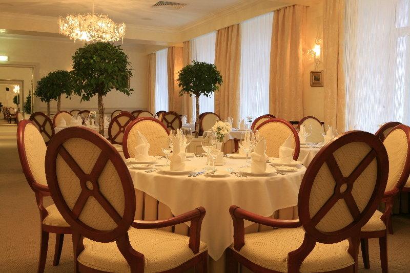 Aurora Premier Hotel Kharkov Luaran gambar
