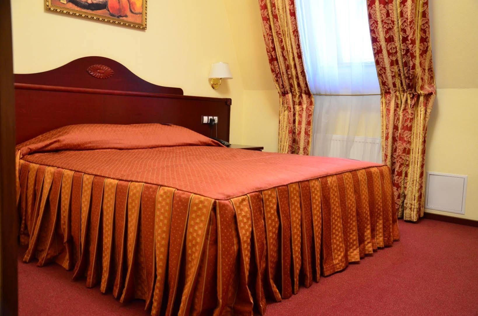 Aurora Premier Hotel Kharkov Luaran gambar