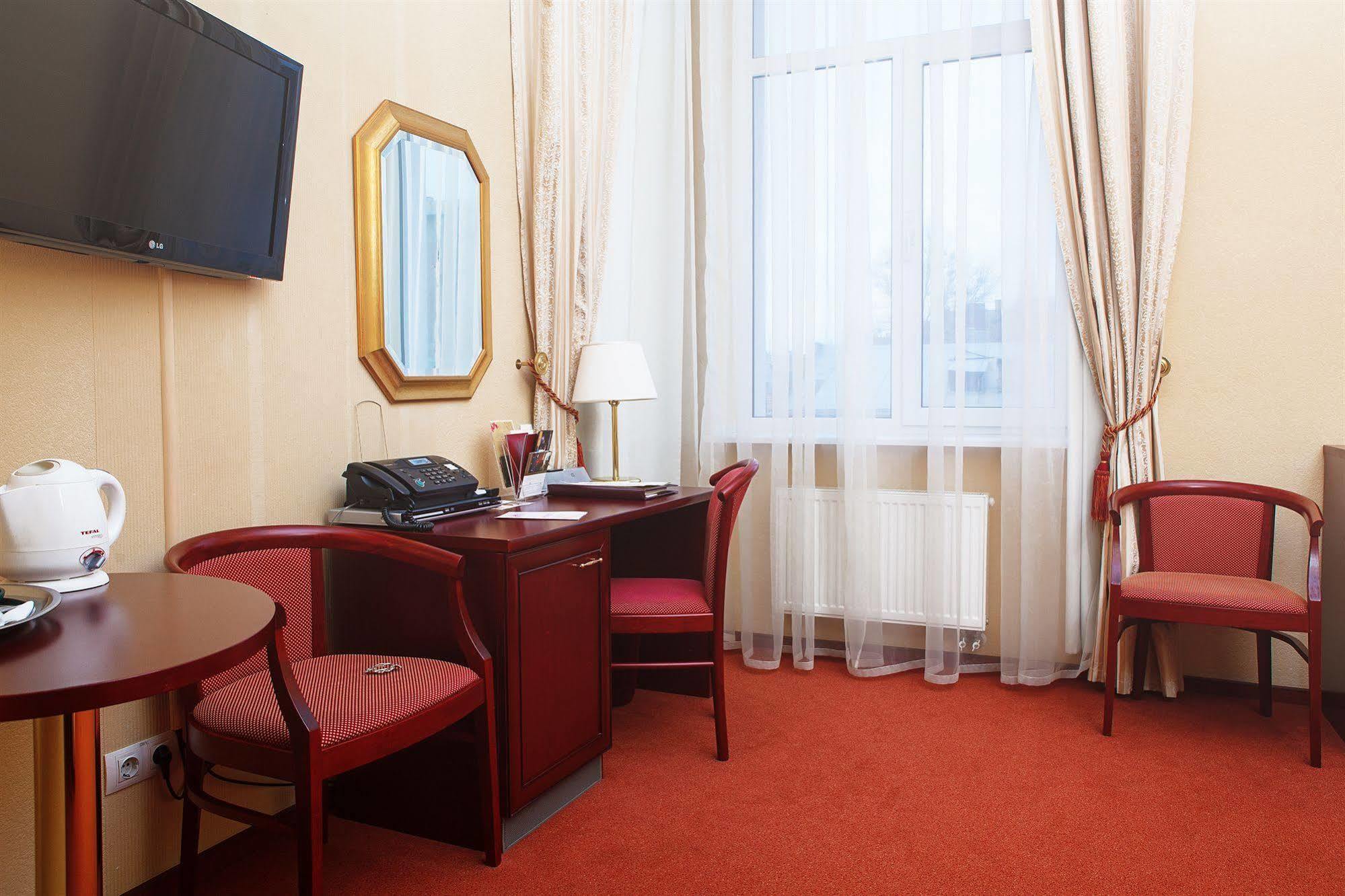 Aurora Premier Hotel Kharkov Luaran gambar