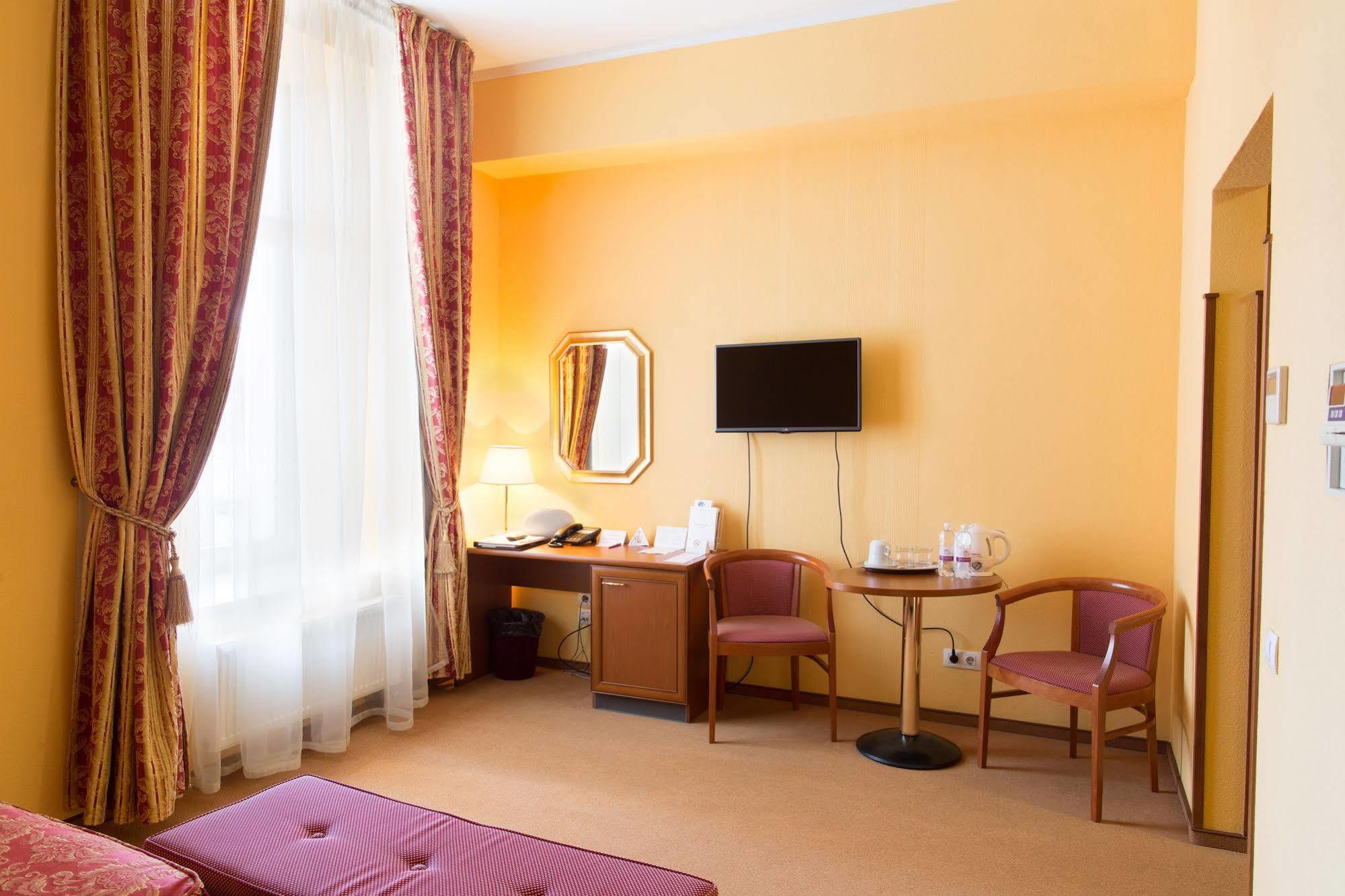 Aurora Premier Hotel Kharkov Luaran gambar